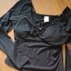 No Boundaries Black Ribbed  Heart Long Sleeve Top. NWT